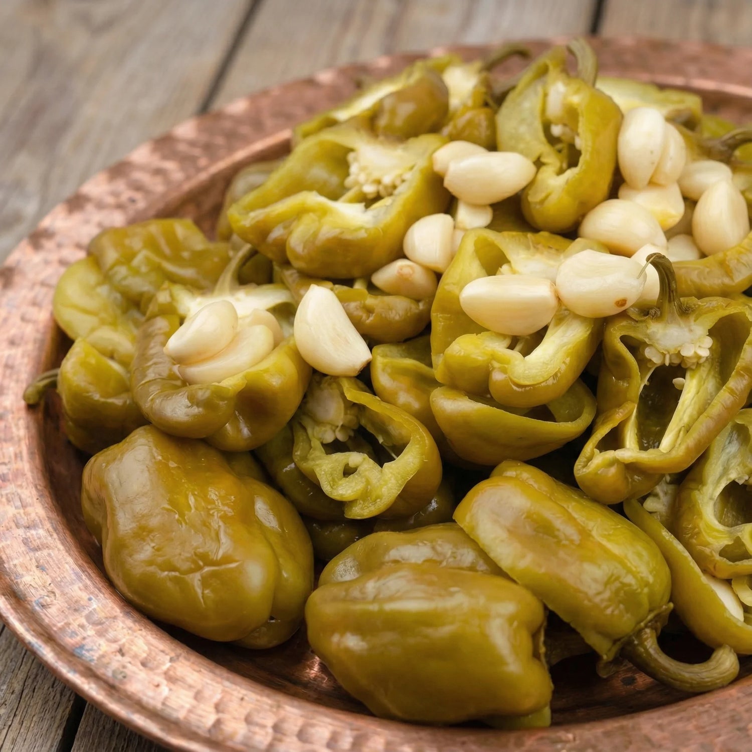 Acı Antep Biberi Turşusu 1000cc Cam Kavanoz – Gaziantep Usulü, Doğal & Katkısız