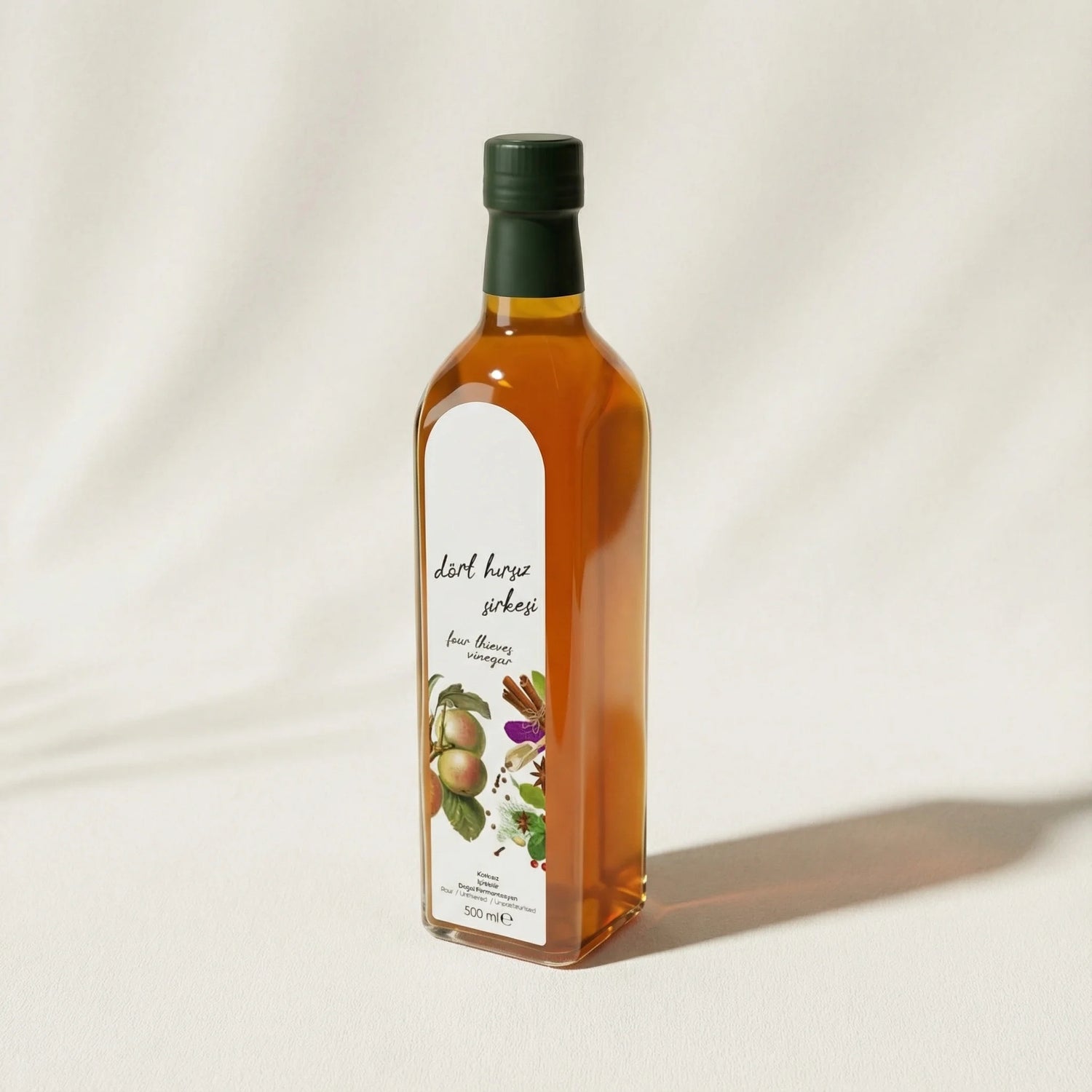 Dört Hırsız Sirkesi 500 ml – Doğal, Bitkisel Karışımlı ve Katkısız